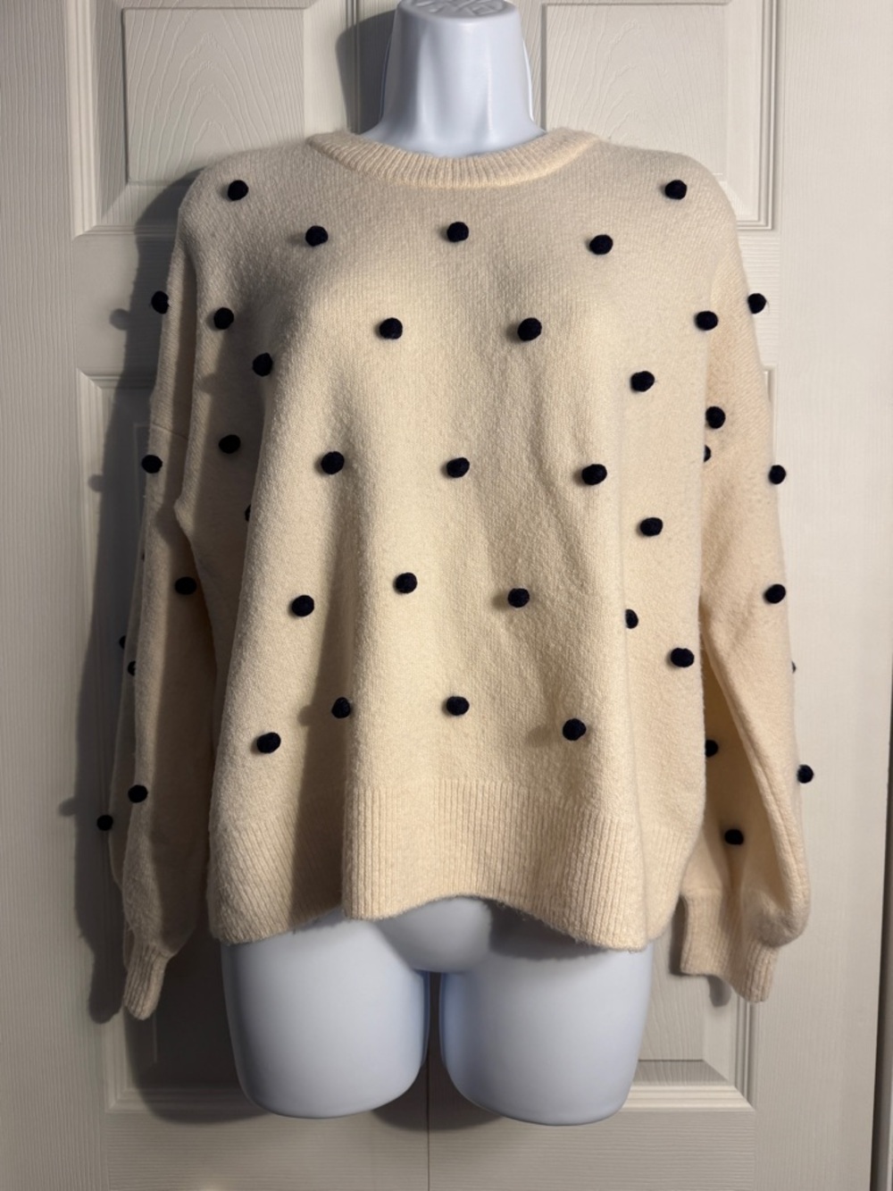 Madewell Brockton Bobble Sweater cream with navy pom-pom details size medium - Picture 2 of 9
